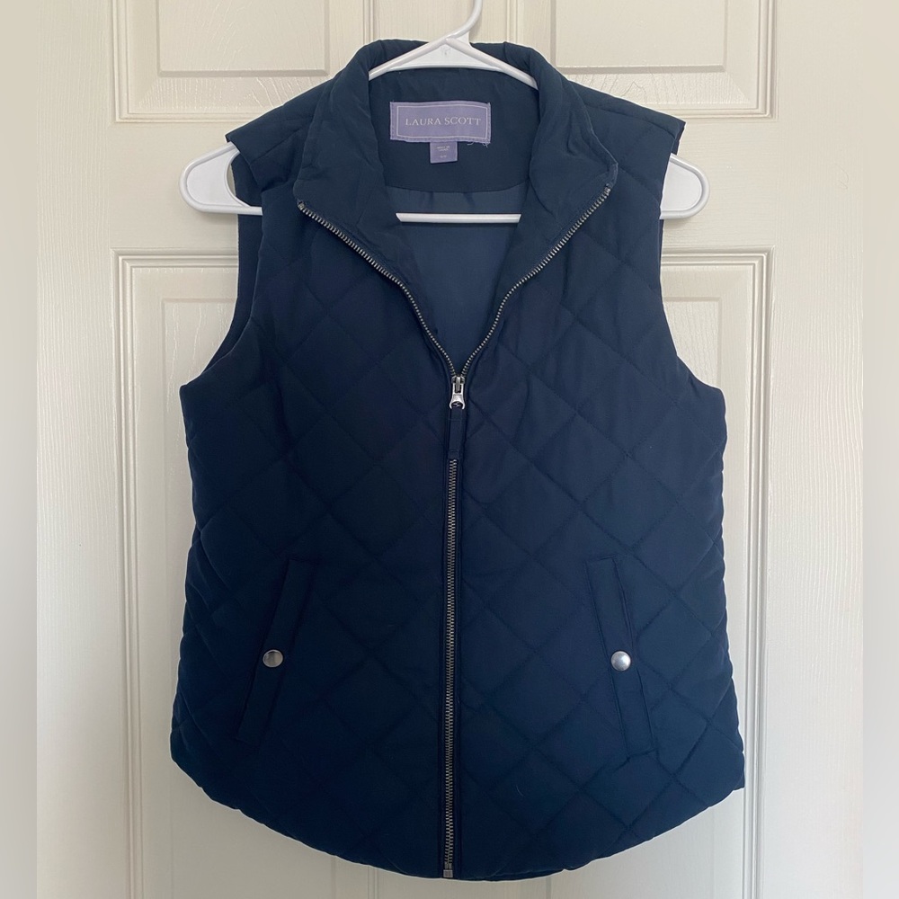 Laura Scott navy quilted puffer vest size SMALL
